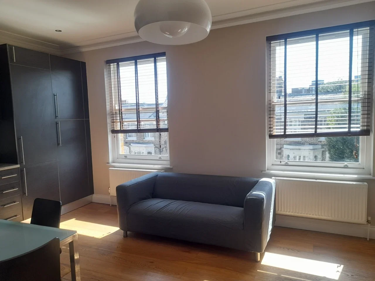 Flat Tabley Road in Greater London