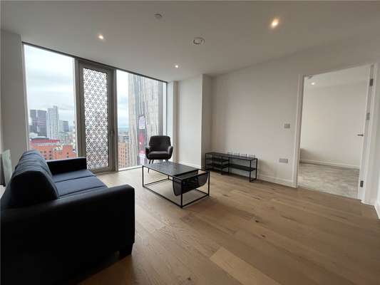 Flat Great Bridgewater Street in Manchester