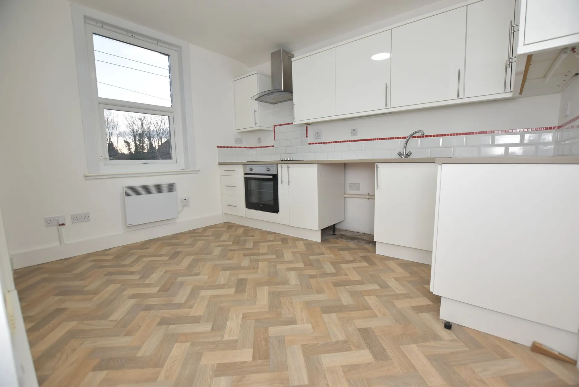 Flat Cuthbert Road in Thanet