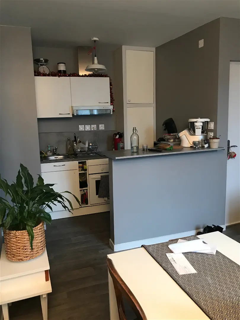 Flat Rue Marmoreau in Laval