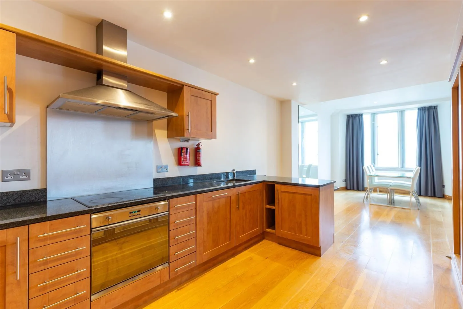 Flat Grainger Street in Newcastle upon Tyne
