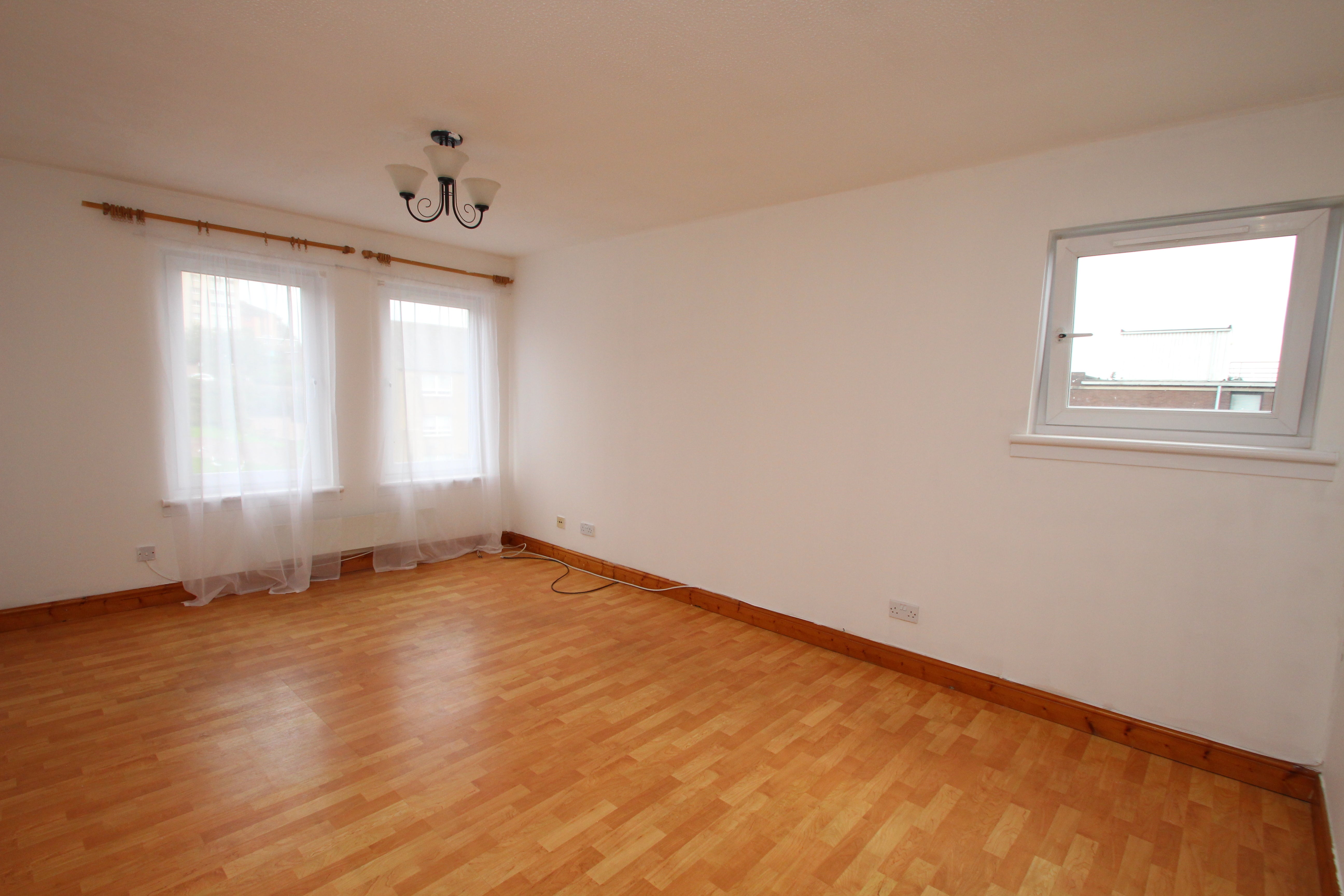 Flat Second Avenue in Clydebank