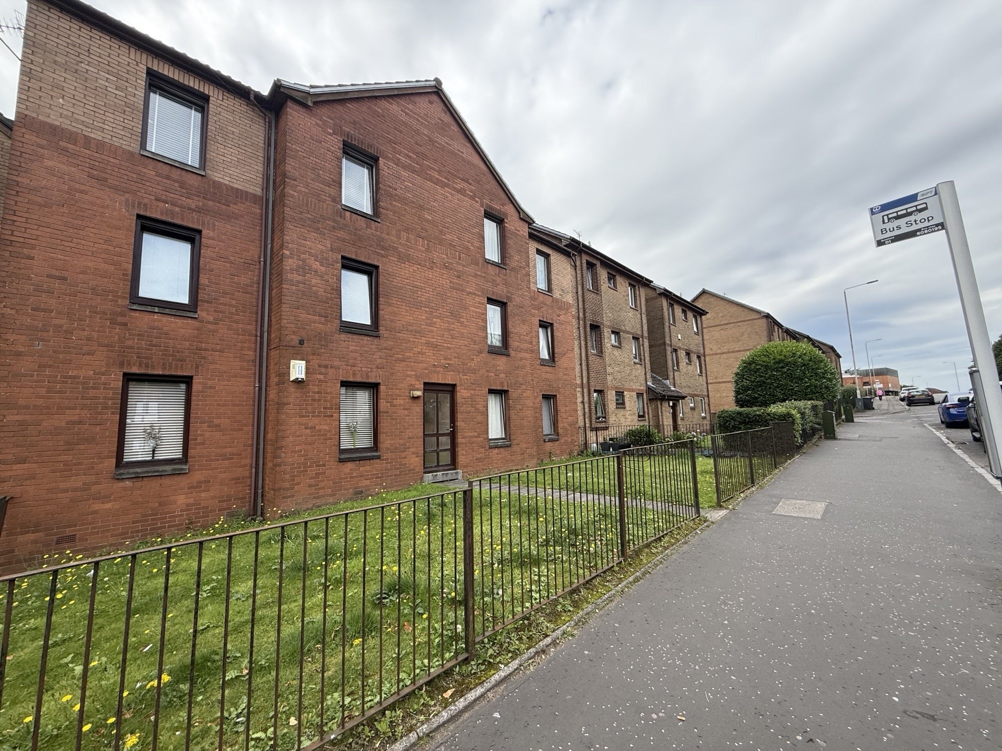 Flat Second Avenue in Clydebank