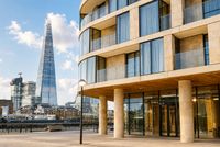 Flat Sugar Quay Walk in City of London