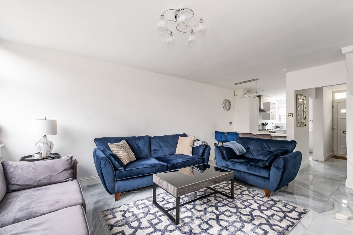 Flat Inverness Terrace in City of Westminster