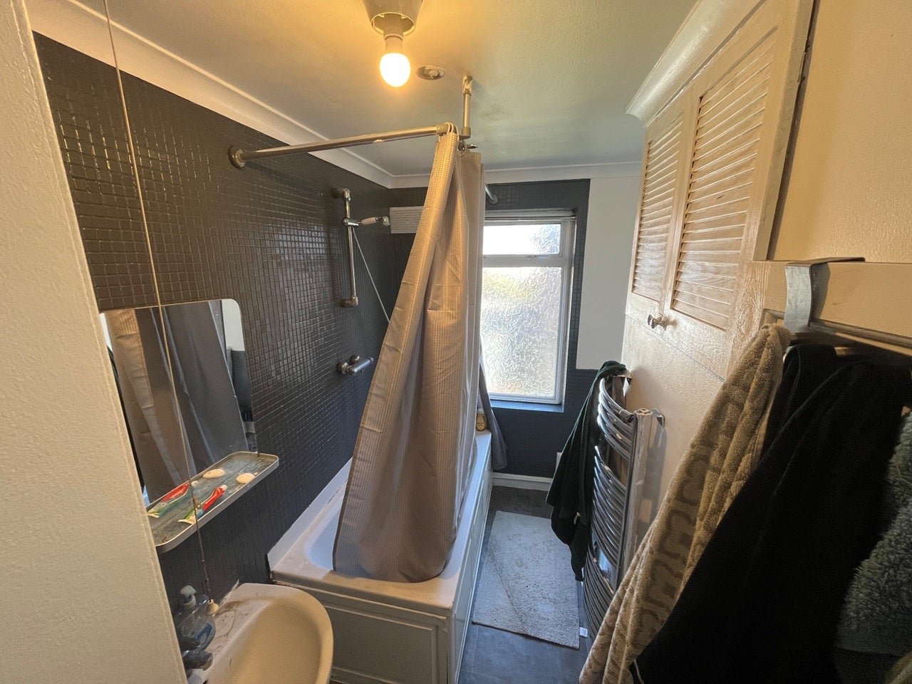 Room Botwell Crescent in Greater London
