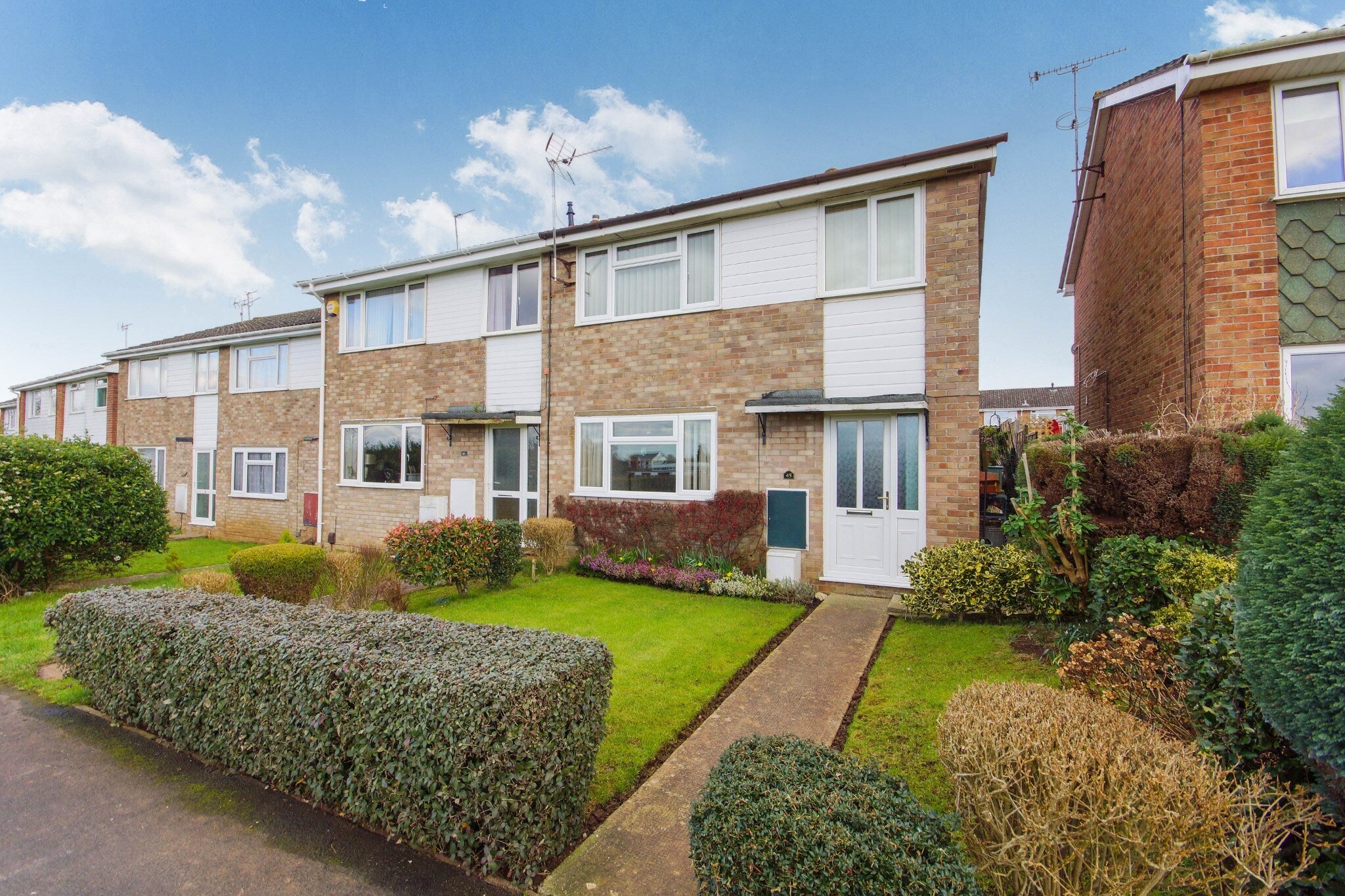 House Kelston Close in Bristol