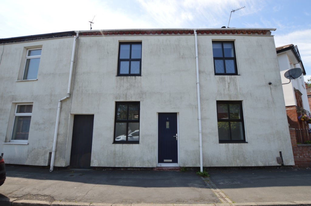 House Lord Street in Hindley