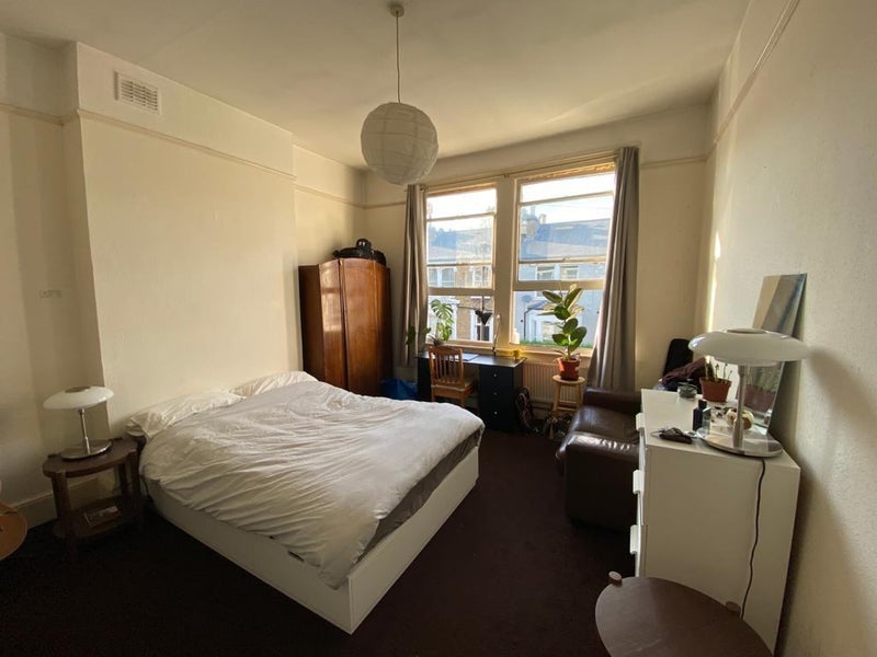 Room Winslade Road in Greater London