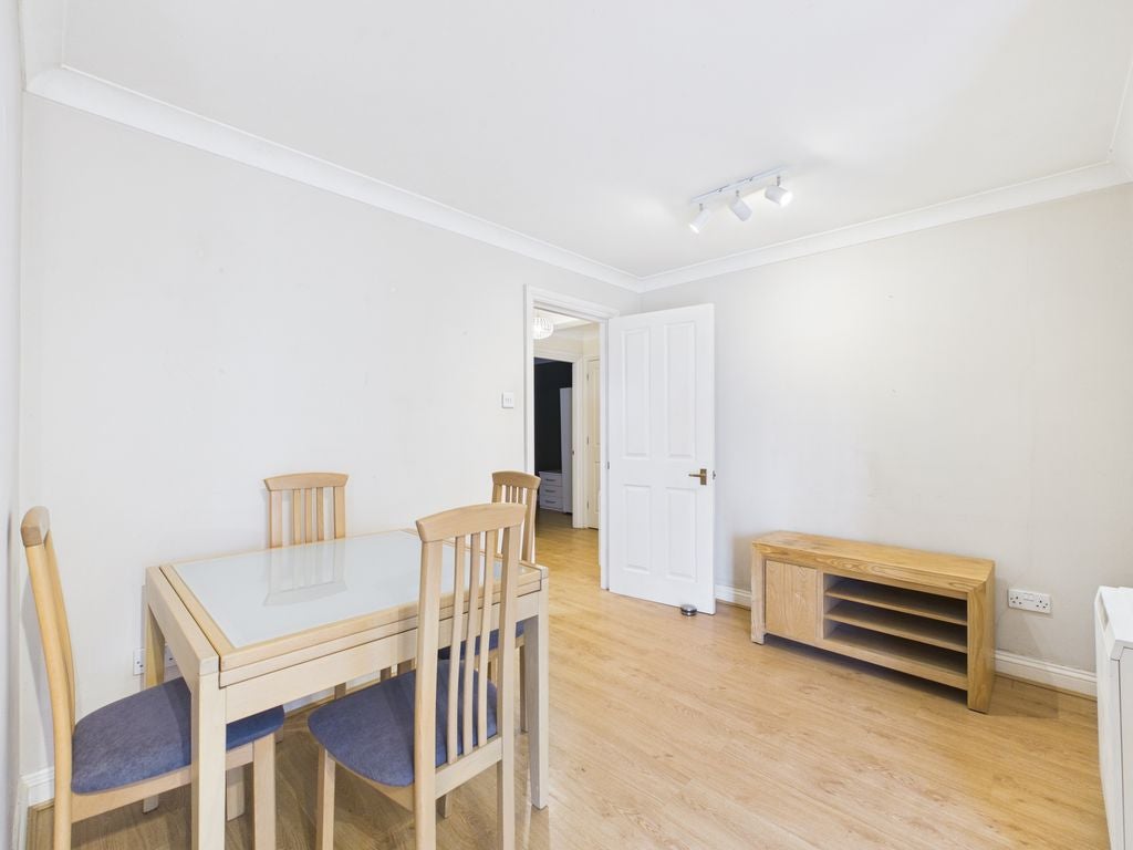 Flat Bohill in Penryn