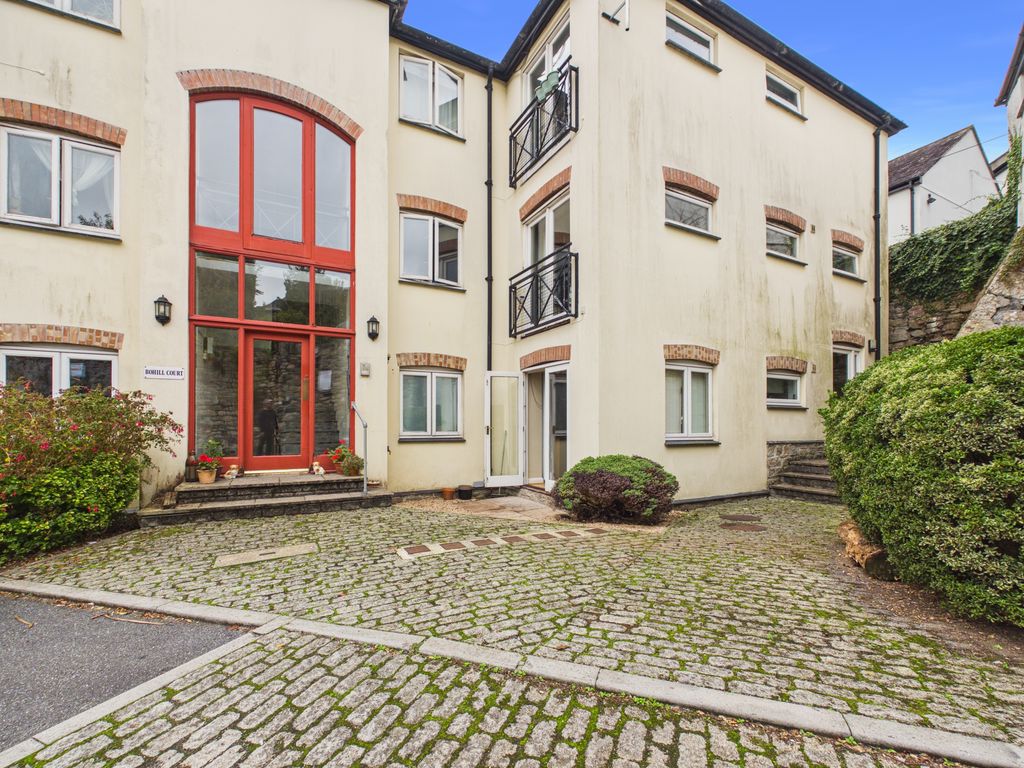 Flat Bohill in Penryn