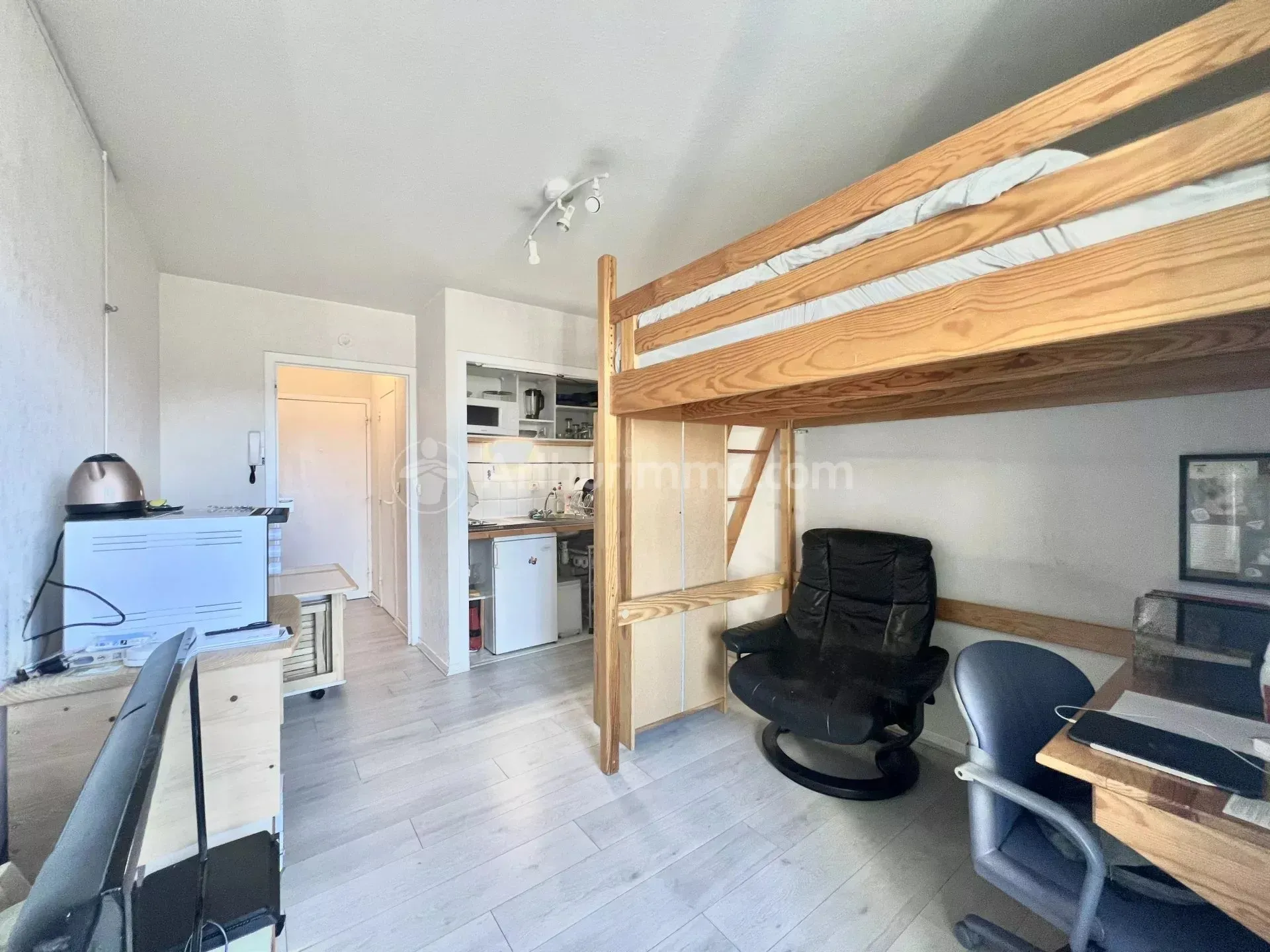 Flat Rue Docteur Vigenaud in Clermont-Ferrand