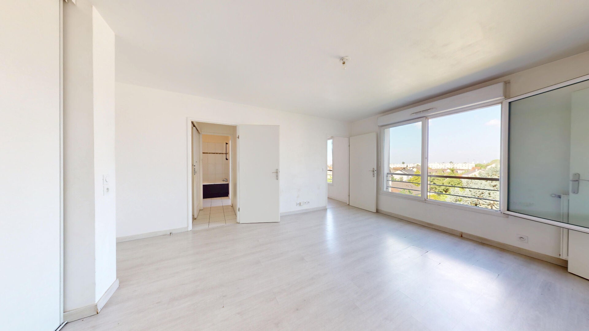 Appartement D 932 à Le Blanc-Mesnil