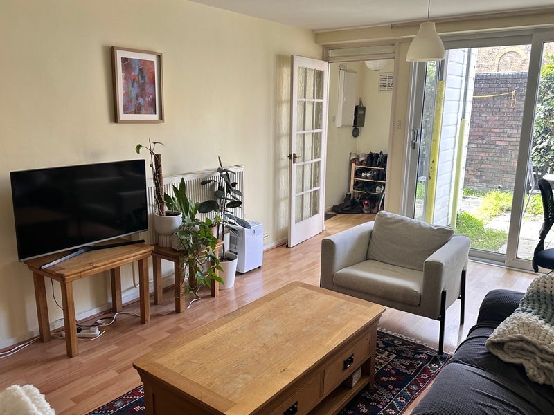 Room Upper Dengie Walk in Greater London