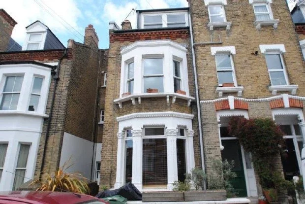 Flat Brailsford Road in Greater London