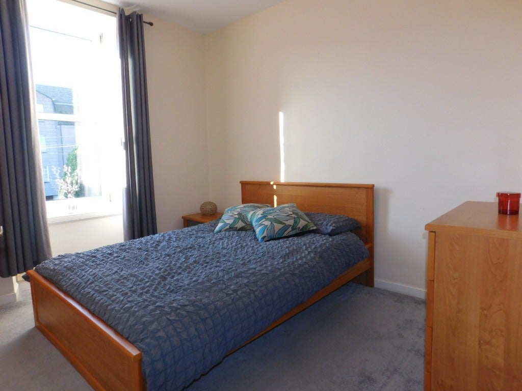 Flat Dee Street in Aberdeen City
