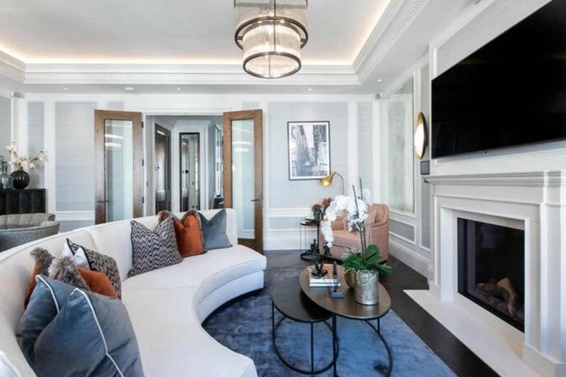 Flat Prince of Wales Terrace in Greater London