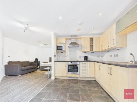 Flat Princess Way in Swansea