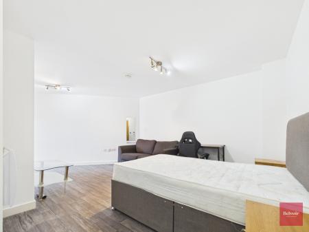 Flat Princess Way in Swansea