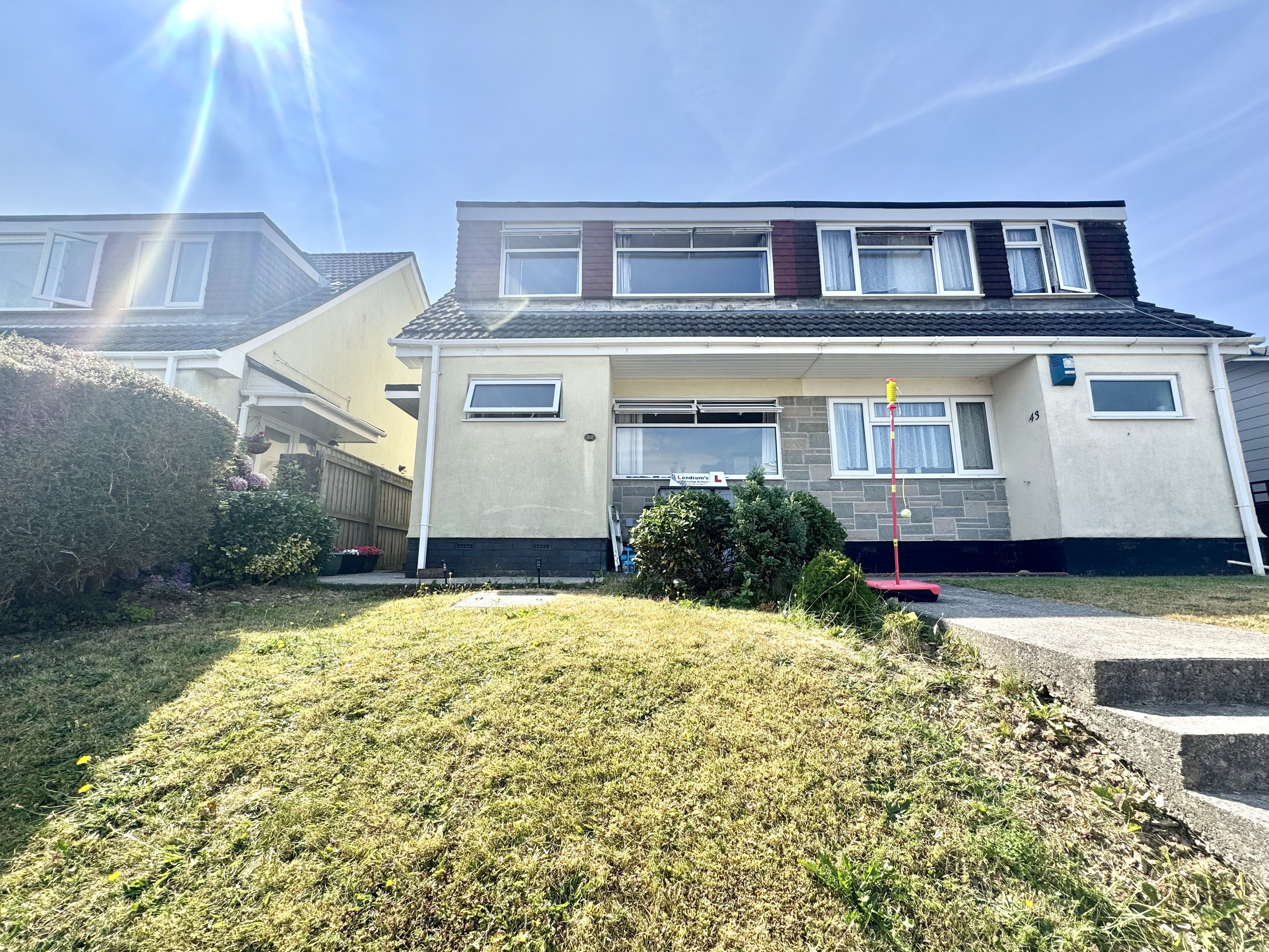 House Grantham Close in Plymouth