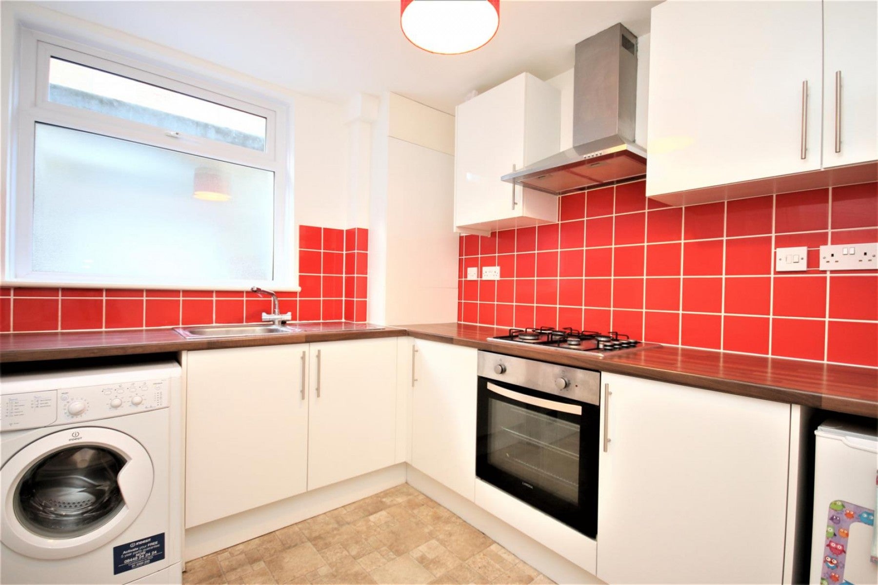 Flat Kimberley Gardens in Greater London