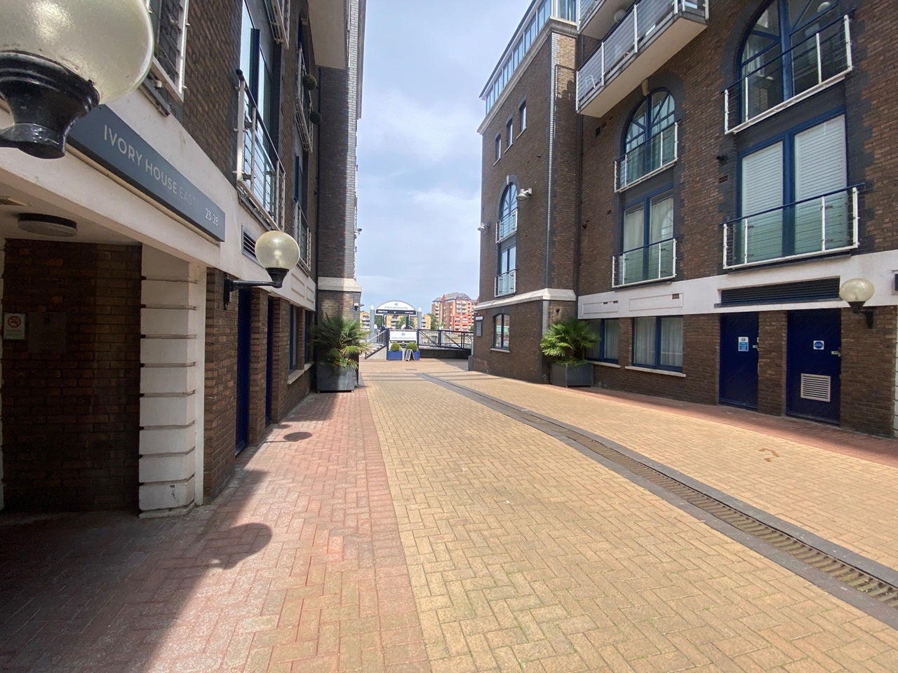 House Coral Row in Greater London