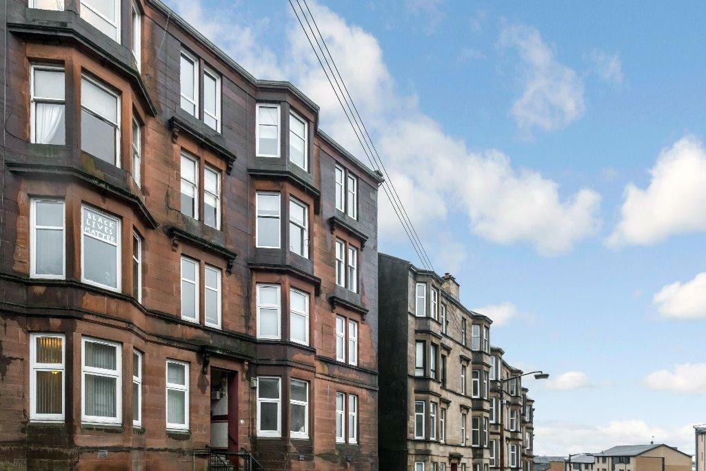 Flat Oban Drive in Glasgow