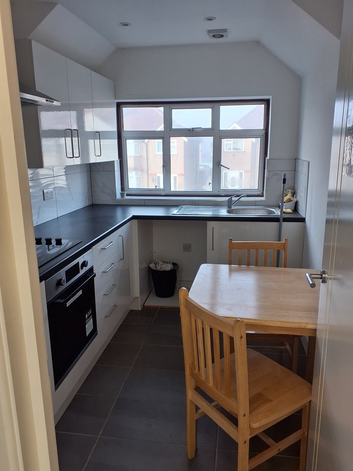 Flat Lyndhurst Road in Greater London