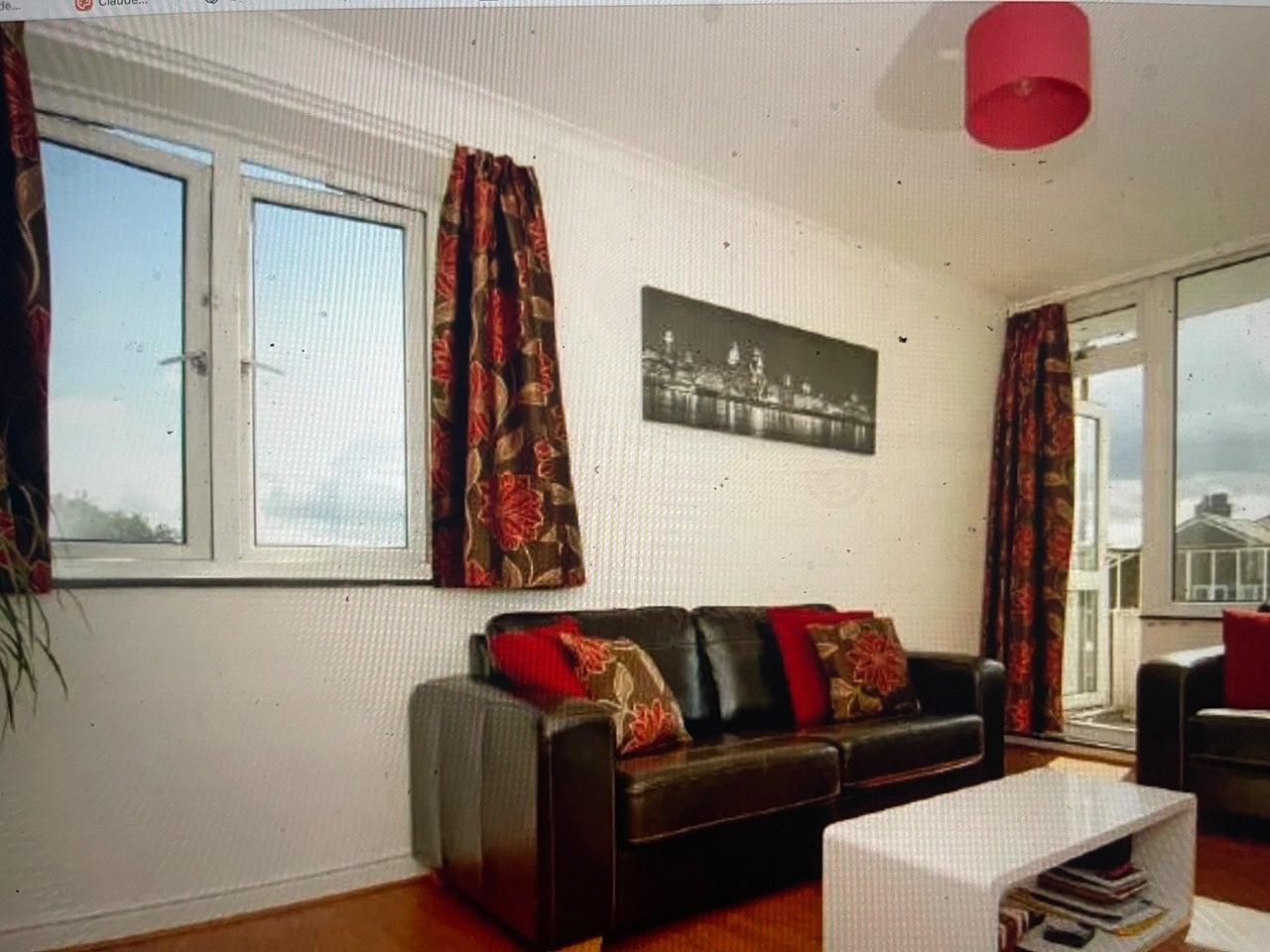 Flat Casterbridge Road in Greater London
