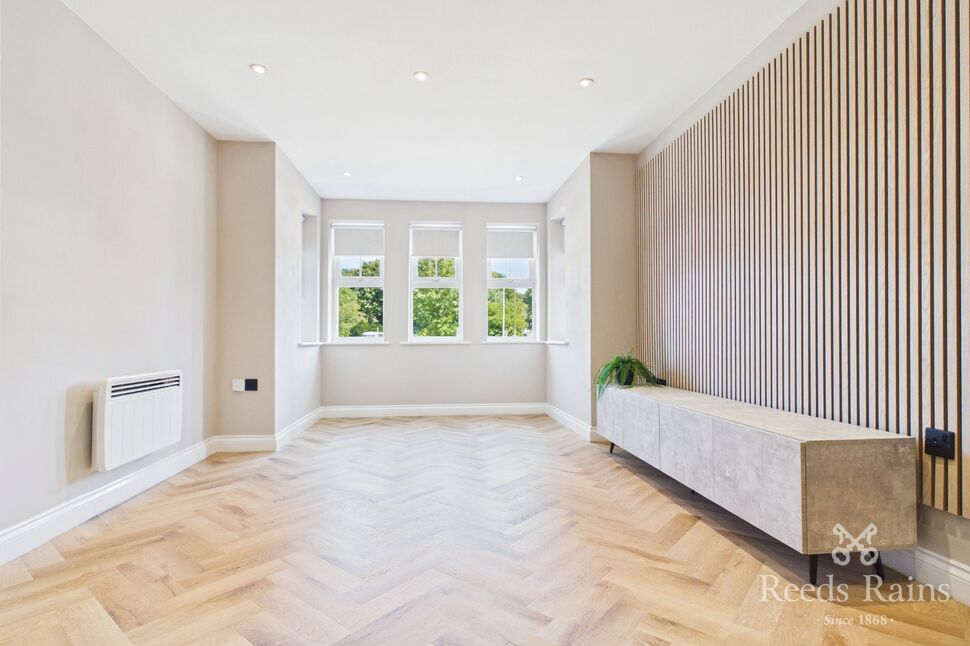 Flat Archdale Close in Chesterfield