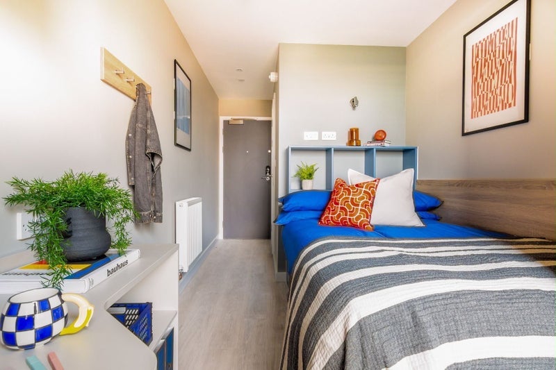 Room Trundley's Road in Greater London