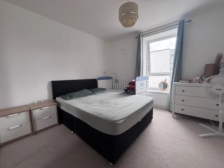 Flat Ocean Drive in Gillingham