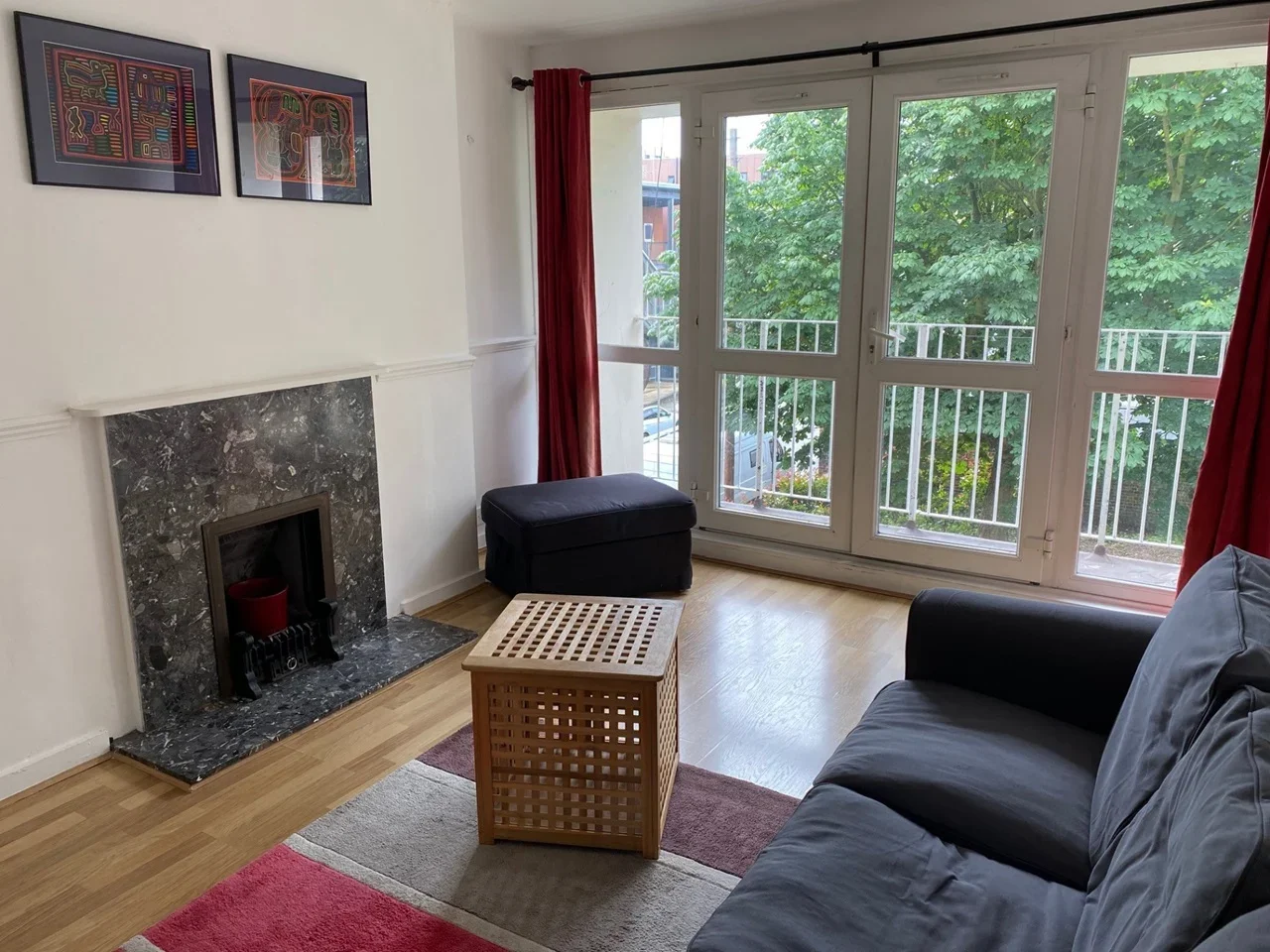 Flat Rivaz Place in Greater London