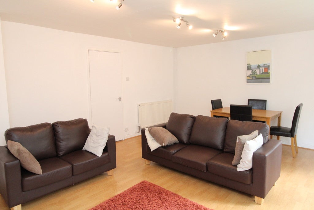Flat Augustus Road in Birmingham