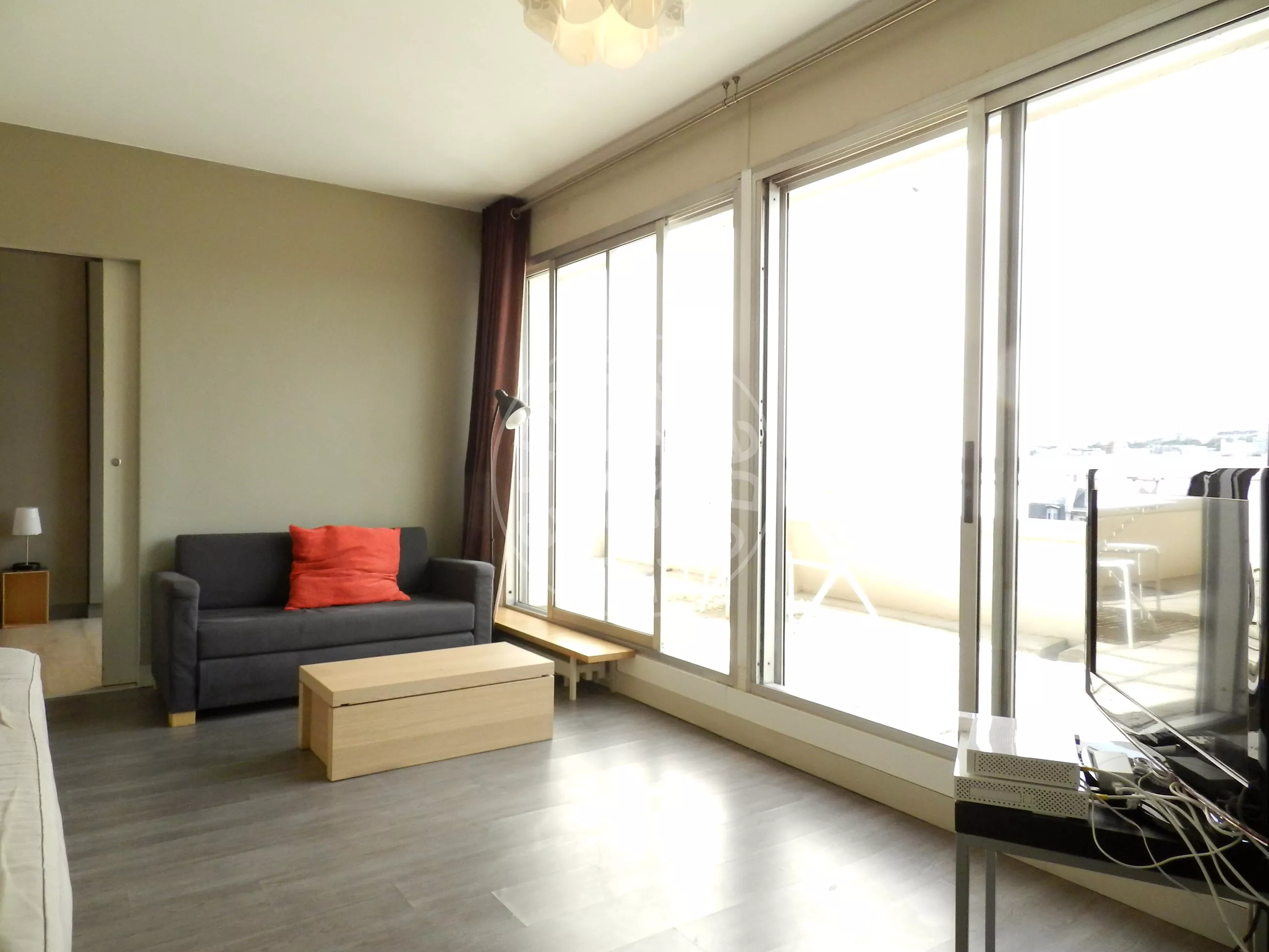Flat Rue La Fayette in Paris