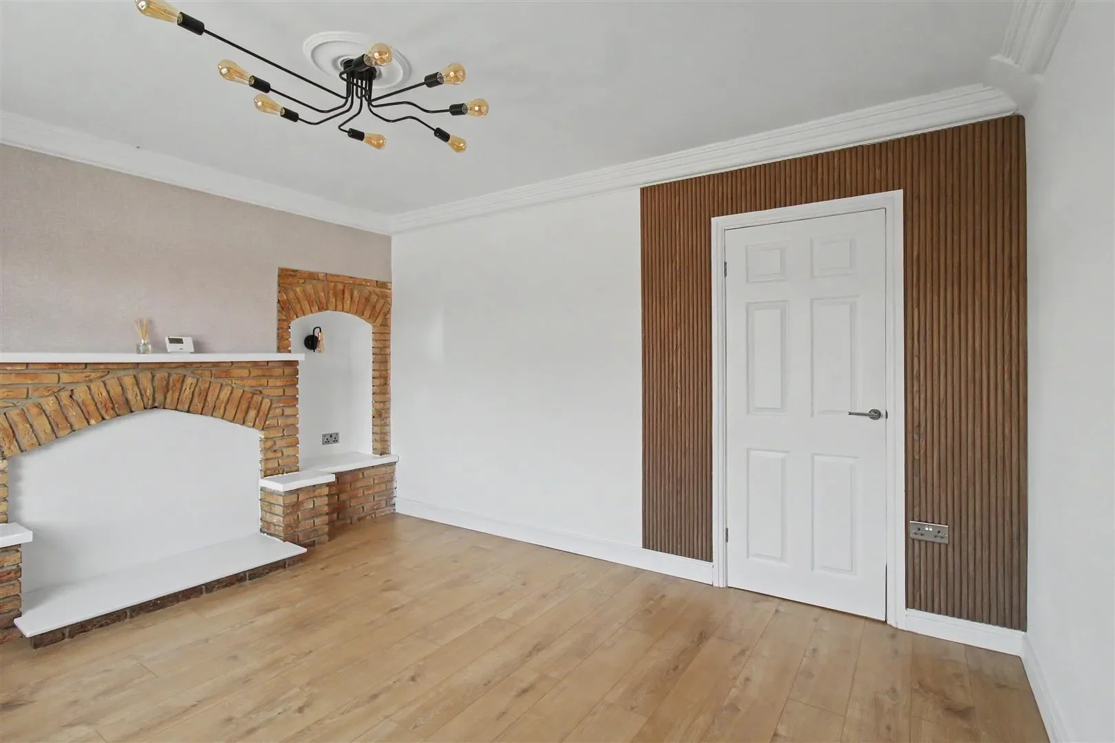 House Deepdene Way in Nottingham