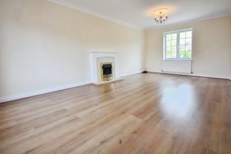 House Tinus Avenue in Peterborough