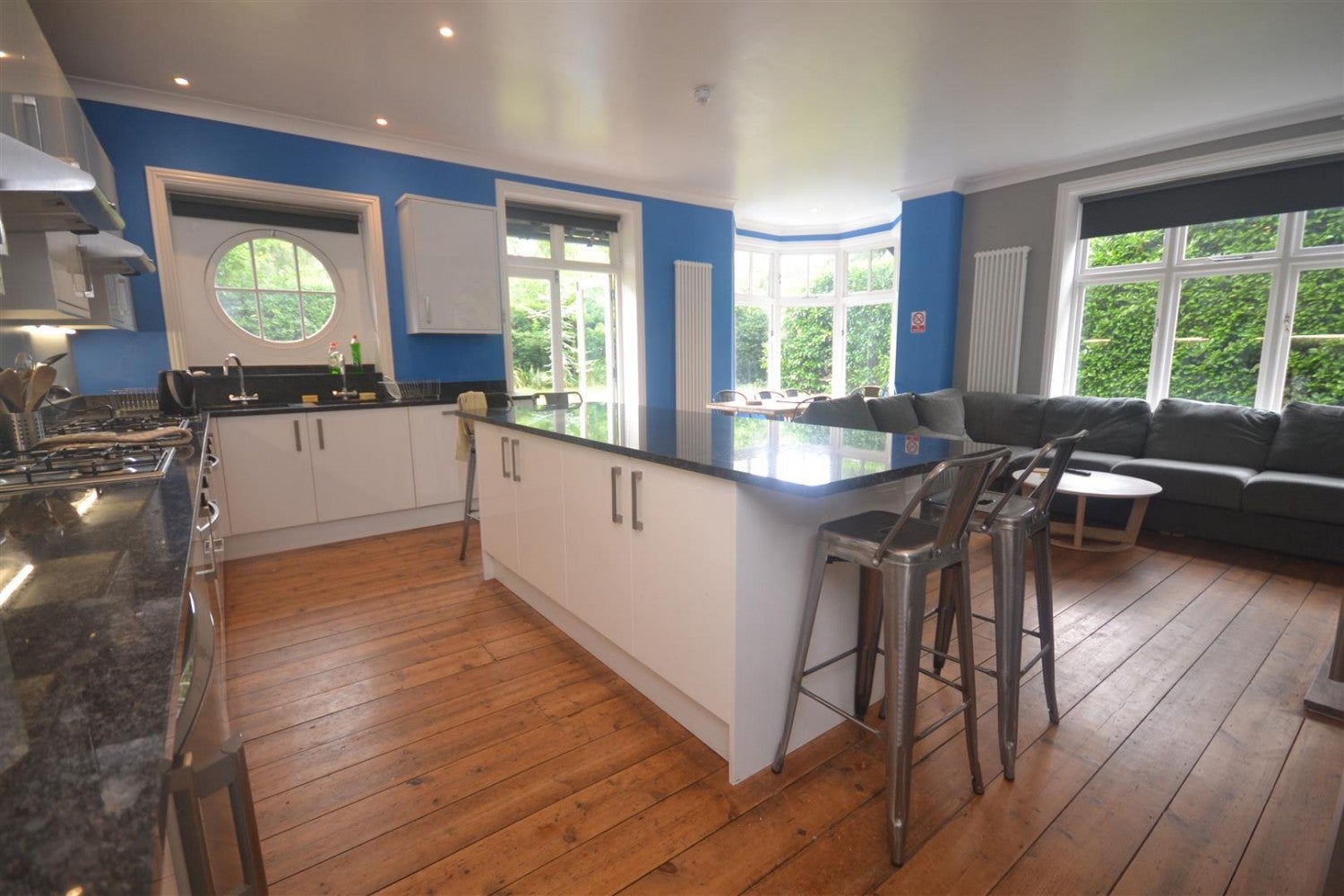 Flat Redlands Road in Reading