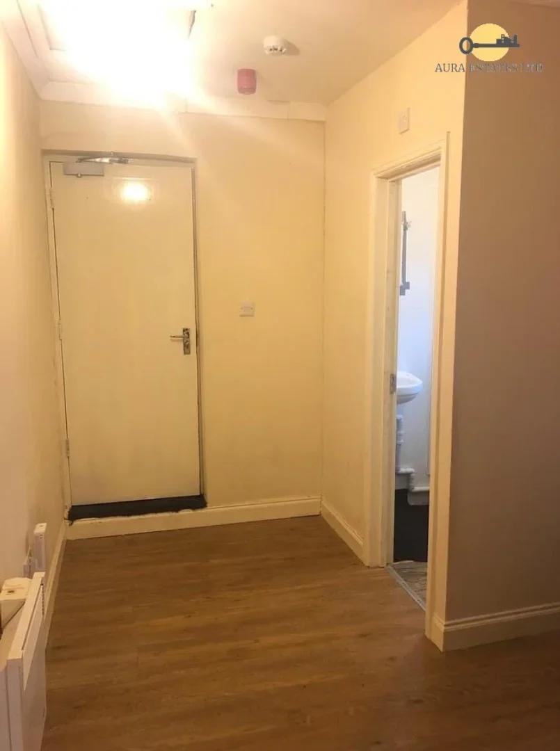 Flat Cromwell Road in Luton