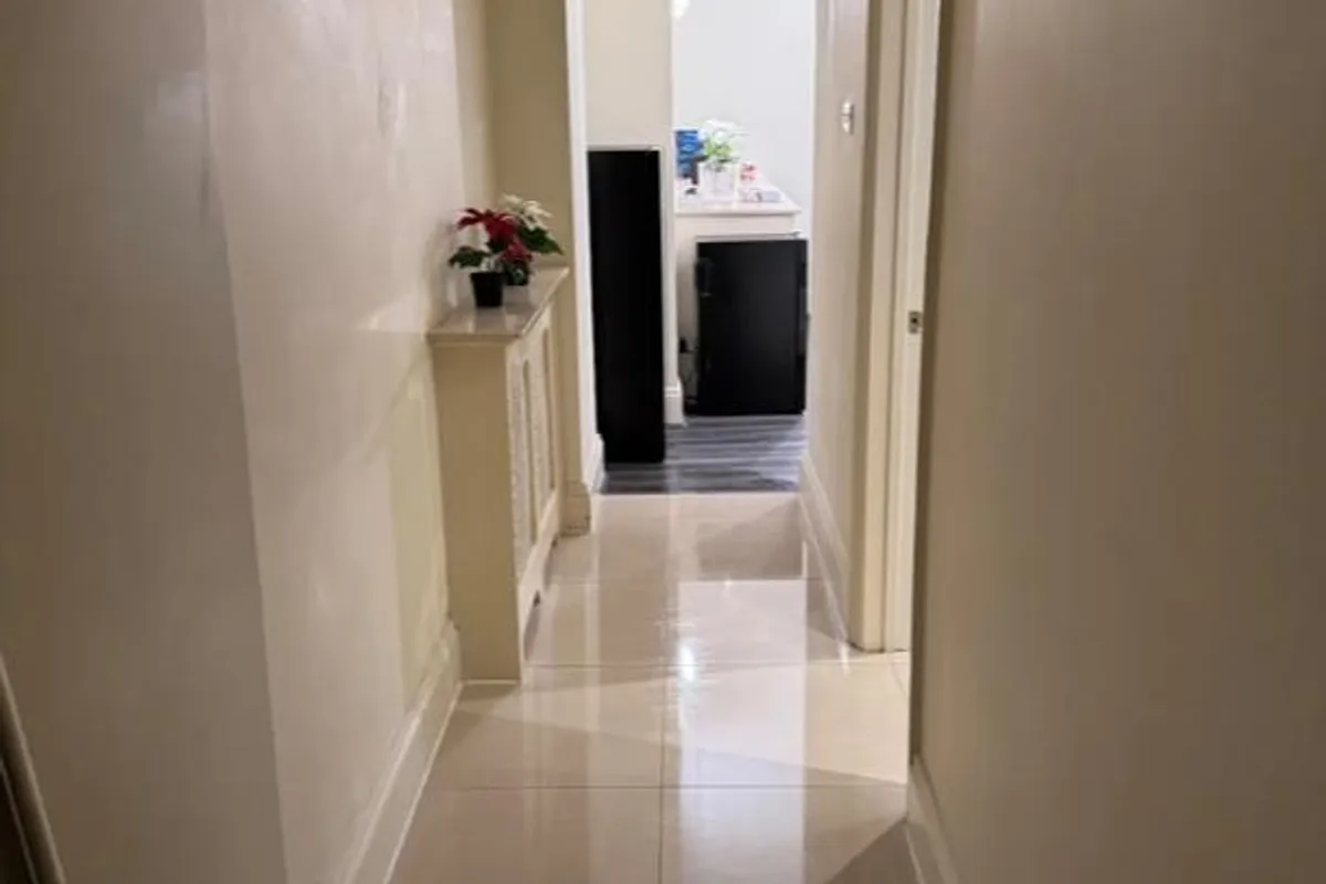 Flat Lancaster Gate in City of Westminster