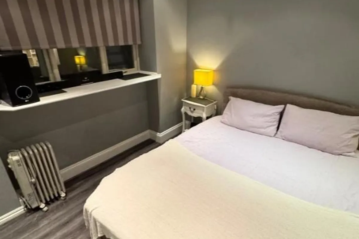 Flat Lancaster Gate in City of Westminster