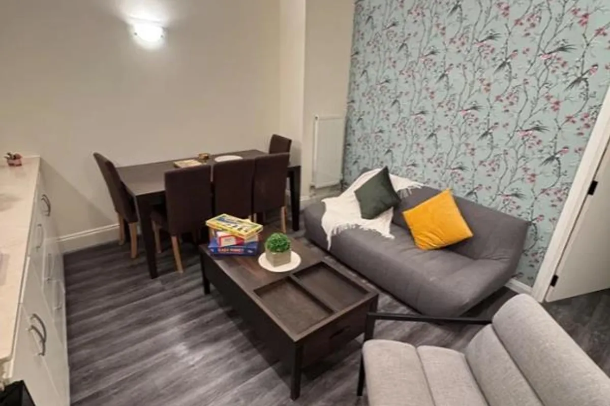 Flat Lancaster Gate in City of Westminster