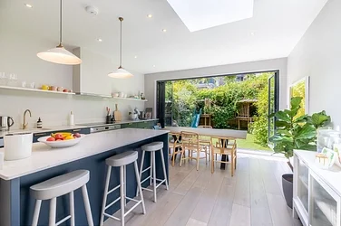 Flat Courtnell Street in City of Westminster