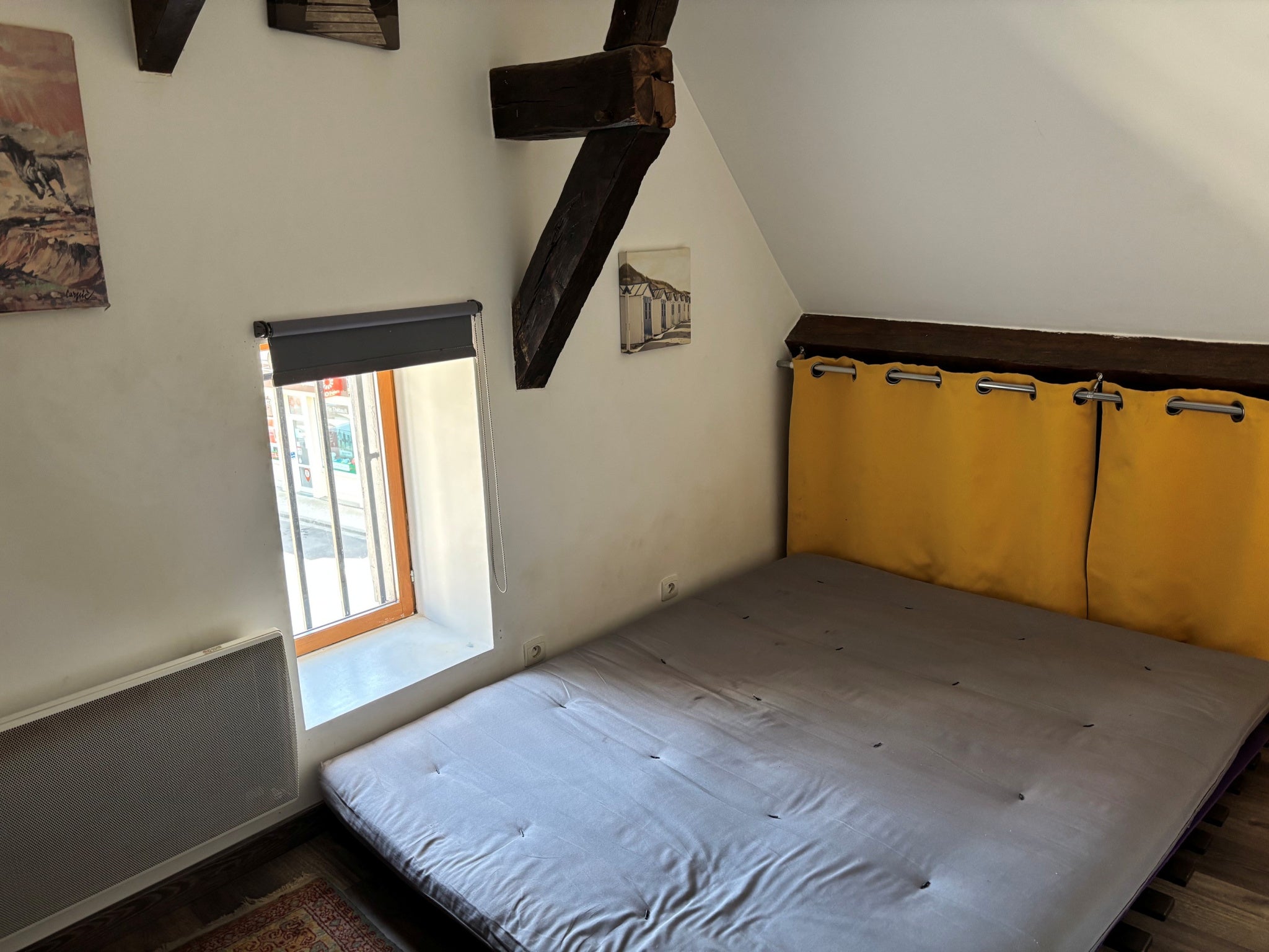 Chambre Rue des Métiers à Courville-sur-Eure