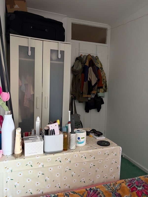 Room Clark Street in Greater London