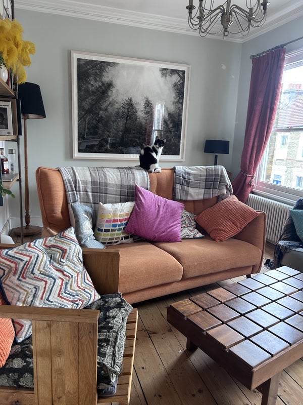 Room Sulina Road in Greater London