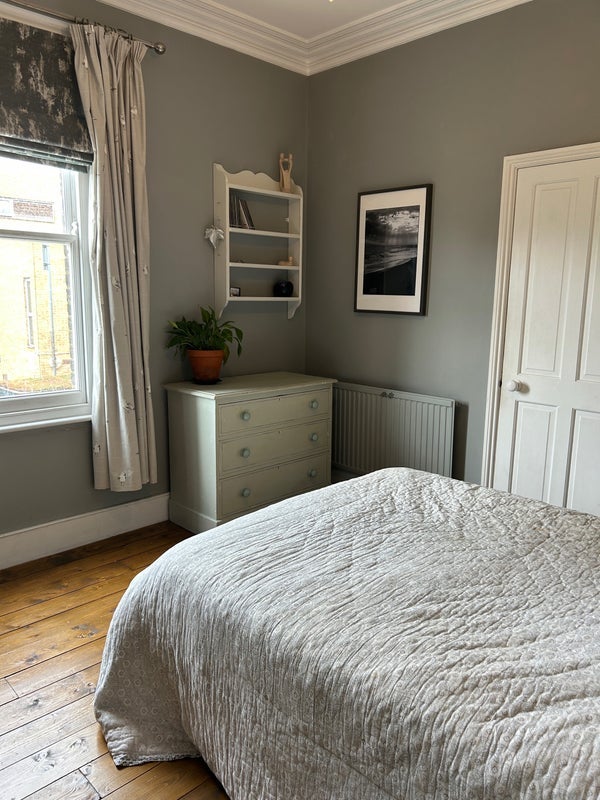 Room Sulina Road in Greater London