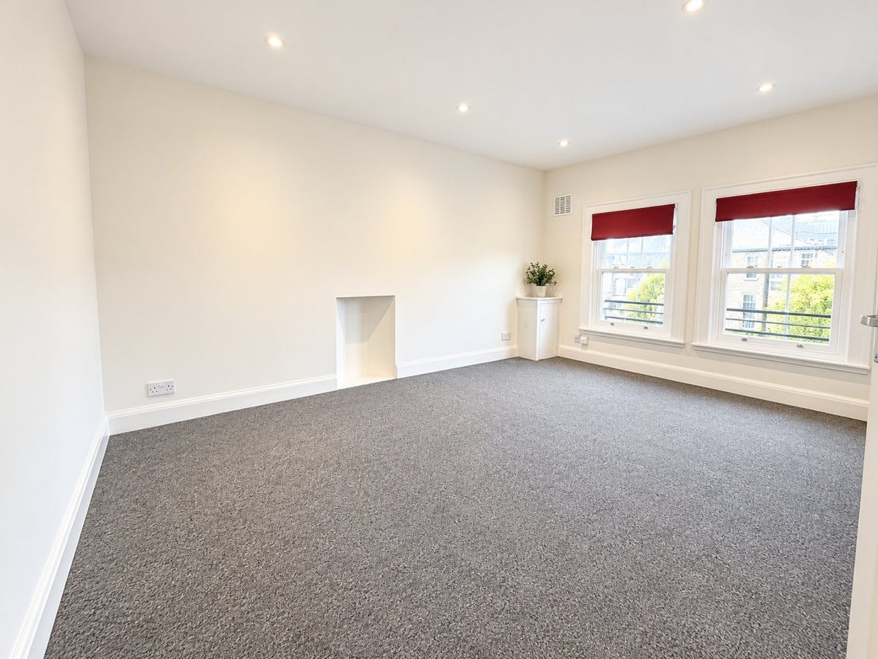 Flat Talgarth Road in Greater London