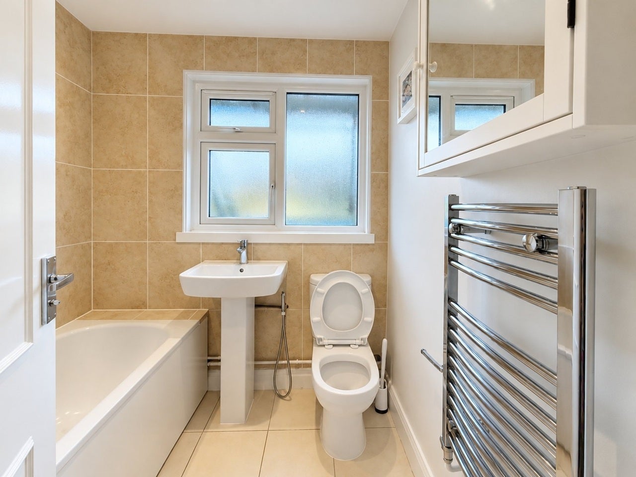 Flat Talgarth Road in Greater London