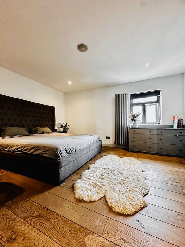 Room Boyd Street in Greater London